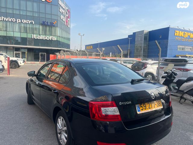 סקודה אוקטביה