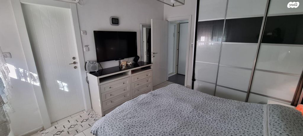 דירה, סוקולוב 2, נחלת גנים, רמת גן