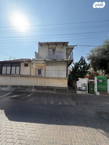 מאור הגולה 28