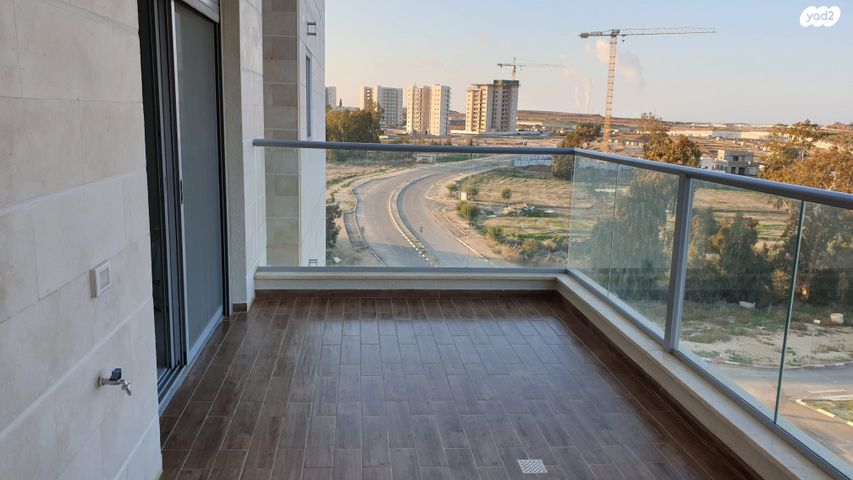 דירה, דרך מנחם בגין 22, הכלניות, שדרות