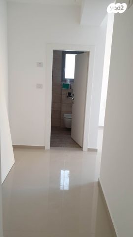 דירה, דרך מנחם בגין 22, הכלניות, שדרות