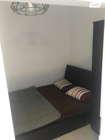 דירה, דוד רזיאל 12, חליסה, חיפה