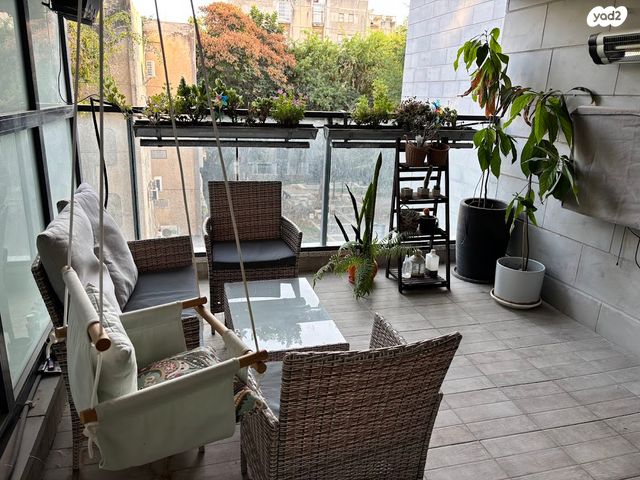 דירה, בקעת הירדן 29, גבעת סביון, גני תקווה