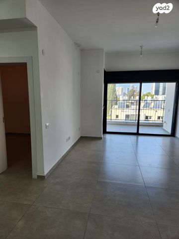 דירה, דרך השלום 91, תל חיים, תל אביב יפו