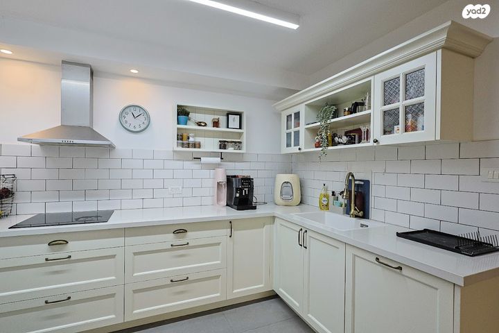 דירה, בקעת הירדן 29, גבעת סביון, גני תקווה