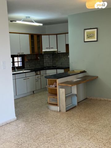 דירה, אחד העם 1, א' / צפון מזרח העיר, רחובות