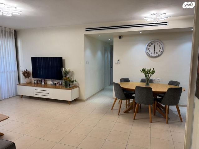 דירה, הציונות 19, רובע הקריה, הסיטי, אשדוד