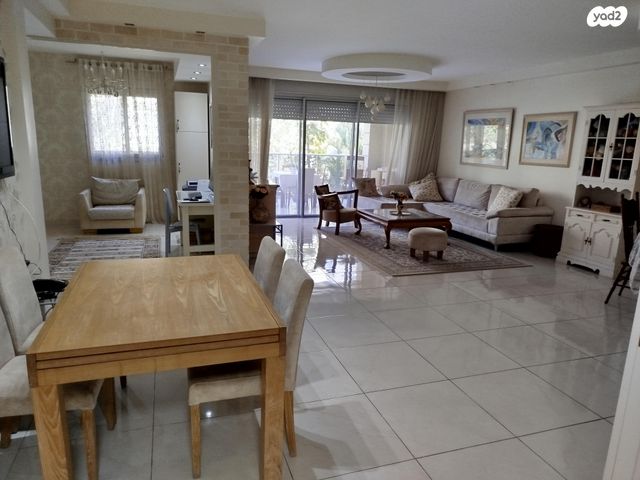 דירה, גורדון 15, מרכז, כפר סבא