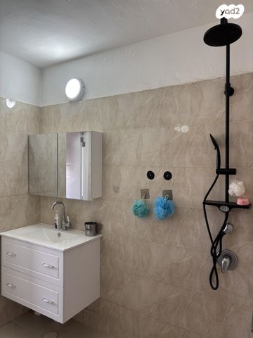 דירה, סמטת התפוז 1, אושיות, רחובות