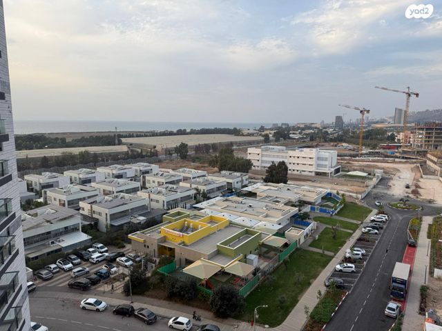 דירה, דולפין 2, גלי כרמל, טירת כרמל