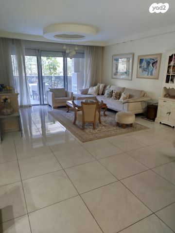 דירה, גורדון 15, מרכז, כפר סבא