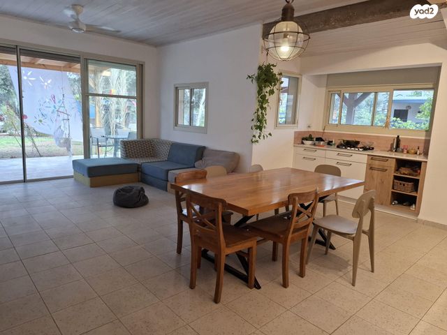 שדרת הראשונים 1