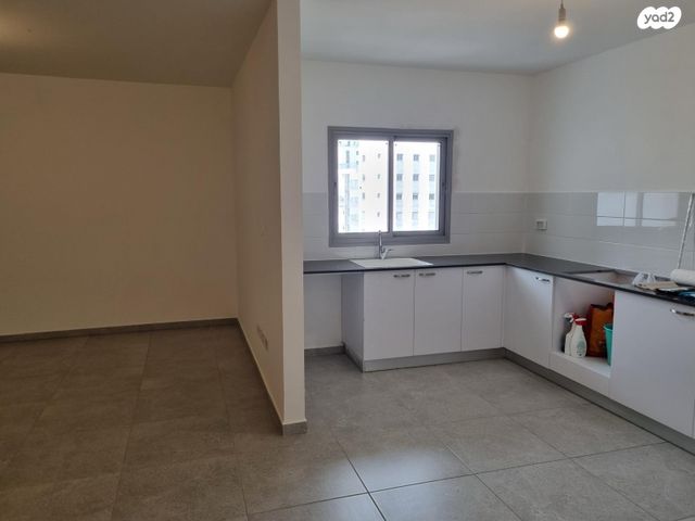 זלדה שניאורסון 12