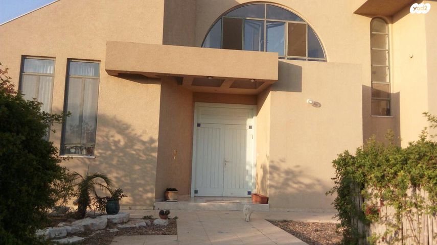 בית פרטי/ קוטג', נתיב העשרה, נתיב העשרה, נתיב העשרה