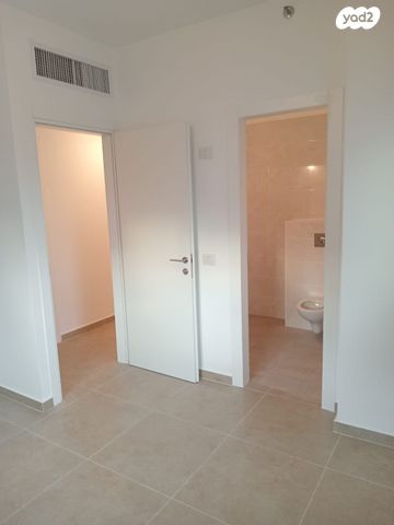 דירה, יוסף הגלילי 22, שכונת בן גוריון, מרכז העיר ג', רמת גן