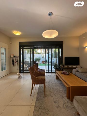 אוסישקין 104