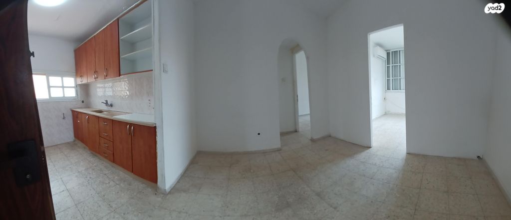 שדרות השופטים 17