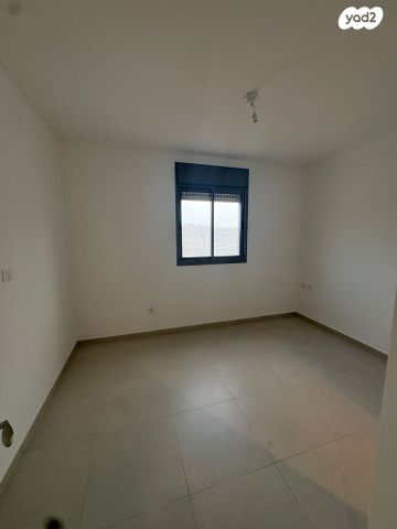 דירה, לשם 11, שאר העיר, אריאל