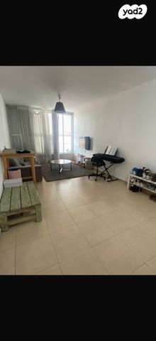 הנרייטה סולד 64