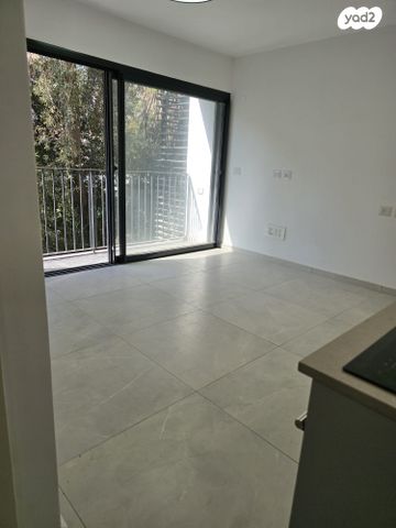 דירה, דרך שלמה 117, נווה שאנן, תל אביב יפו