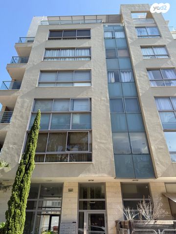 שדרות אברהם 15