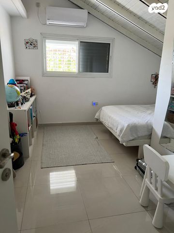 דירת גן, גרניט 24, שערי תקווה, שערי תקווה