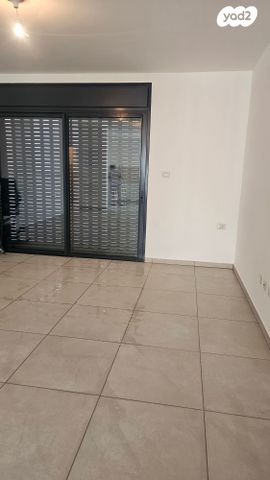 דירה, שדרות עמק יזרעאל 19, שקמים ואגמים, אשקלון