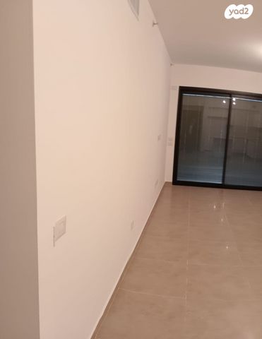 דירה, יוסף הגלילי 22, שכונת בן גוריון, מרכז העיר ג', רמת גן