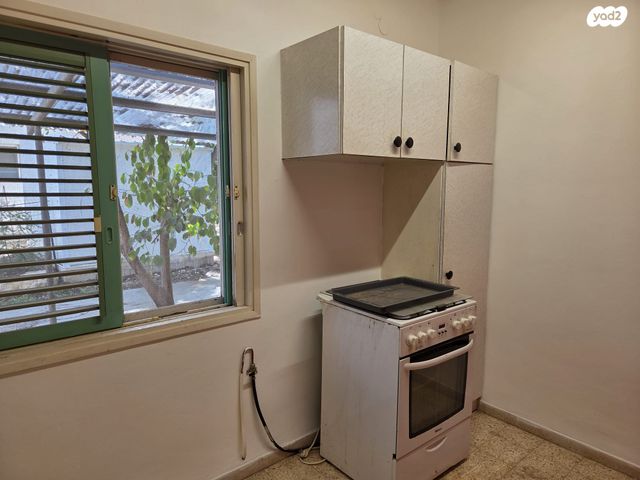 דירת גן, יסעור, יסעור, יסעור