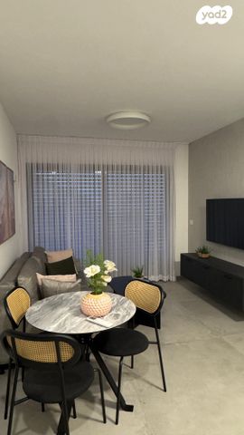 דירה, טיילת יגאל אלון 5, העיר העתיקה, טבריה