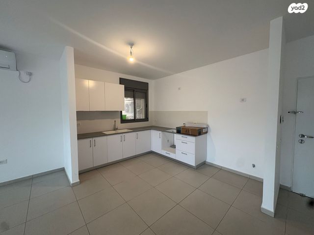 דירה, לשם 11, שאר העיר, אריאל