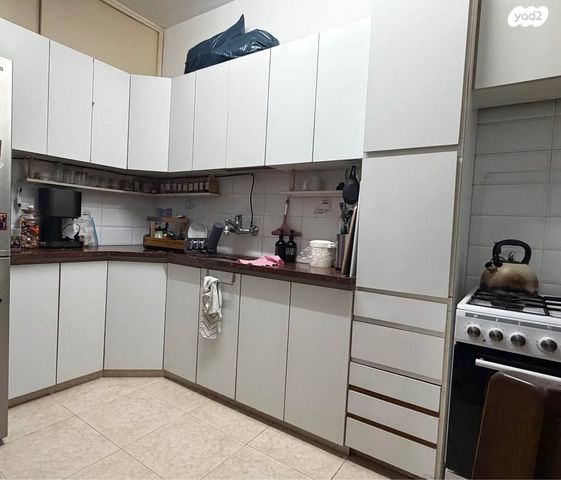 דירה, הברון הירש 18, אברמוביץ', ראשון לציון