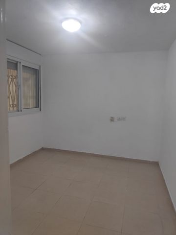 דירה, דוד רמז 33, עיר, מרכז העיר, נהריה