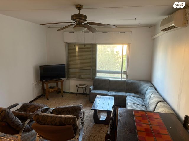 שדרות זלמן שז"ר 21