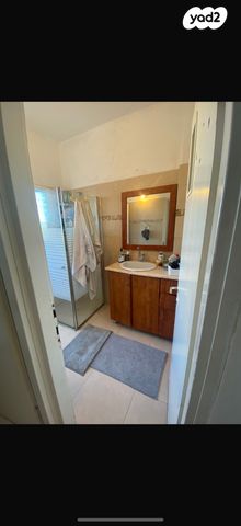 דירה, הנרייטה סולד 64, גרין ועם, חולון