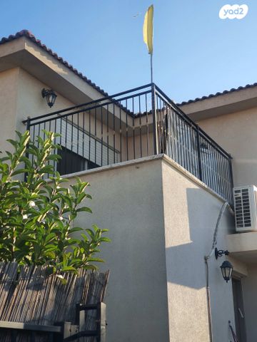 בית פרטי/ קוטג', הרב פנחס לוין 20, עמנואל, עמנואל