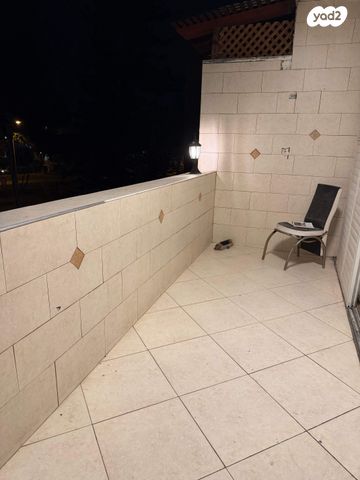 דירה, שדרות כצנלסון 30, מרכז העיר, קרית אתא