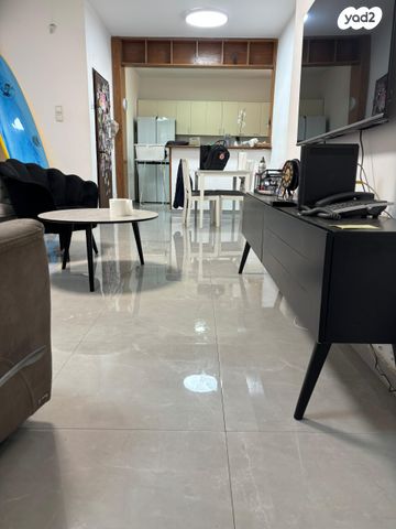 דירה, בן ציון ישראלי 7, נאות רחל, חולון