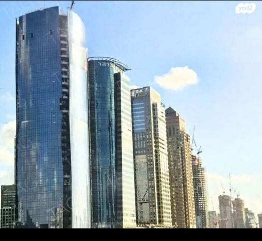 משרדים, דרך מנחם בגין 13, בורסה, רמת גן