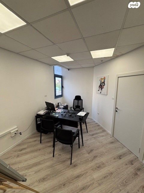 קליניקות, שדרות פנחס לבון 18, קרית נורדאו, נתניה