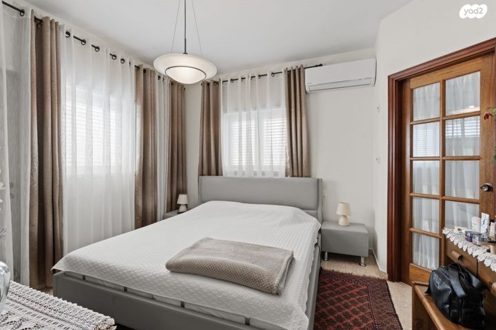 בית פרטי/ קוטג', הסנפיר, נווה ים, ראשון לציון