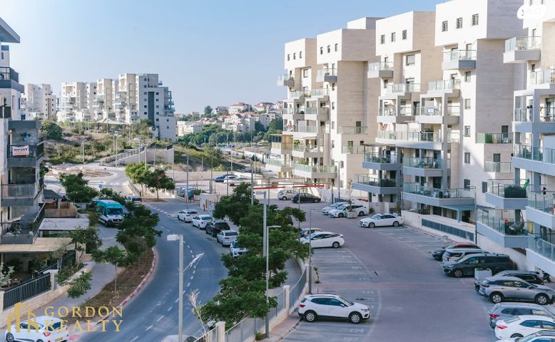 דירה, השלושה, נווה שמיר רמת בית שמש ה-1, בית שמש