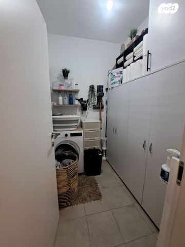 דירה, נתיבות