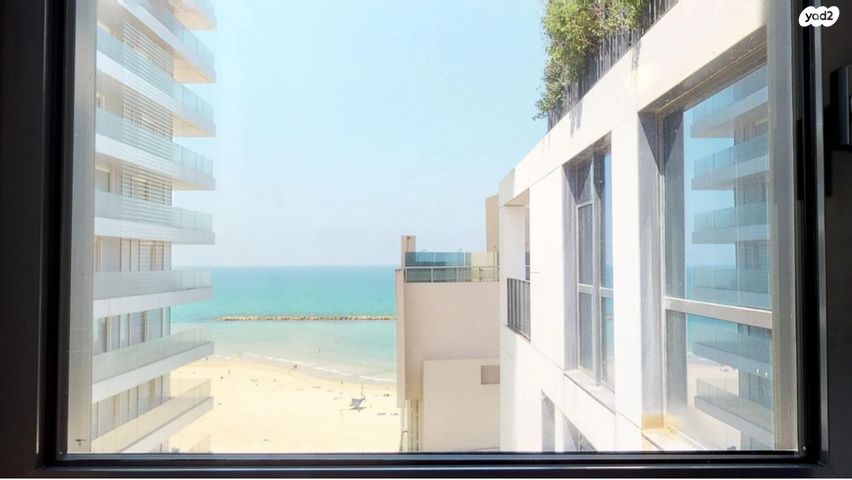 גג/ פנטהאוז