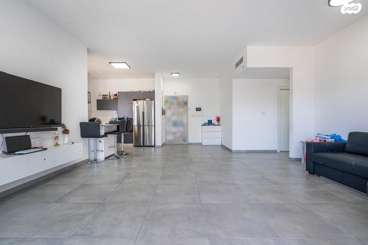 דירה, אור ים, אור עקיבא