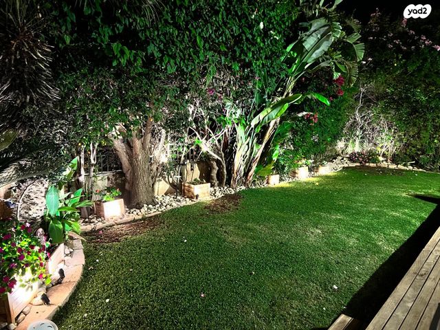 דירת גן, העמק, צור הדסה