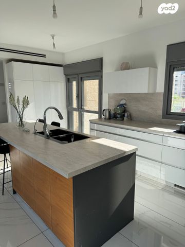 דירה, מודיעין מכבים רעות