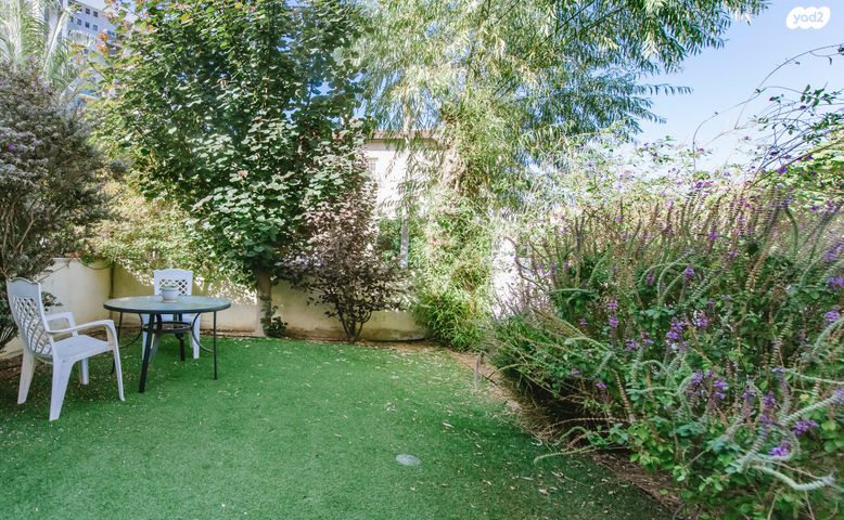 דו משפחתי, נאות מרגלית, הדר גנים, פתח תקווה