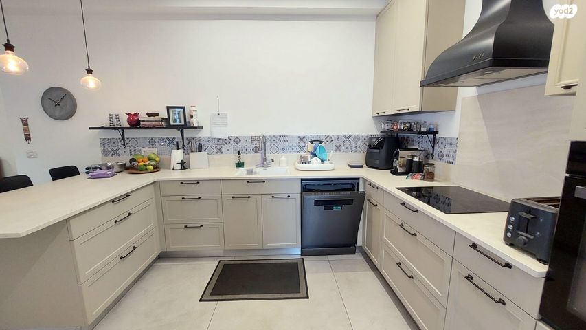 דירה, רמתיים, הוד השרון