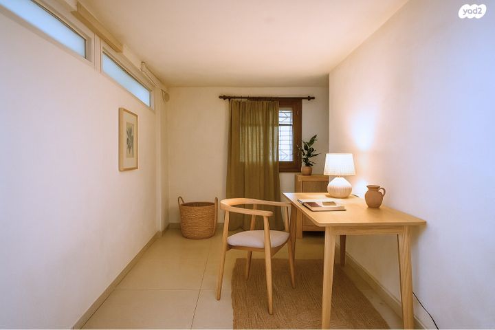 דופלקס, מיצקביץ', מכללת תל אביב יפו, דקר, תל אביב יפו